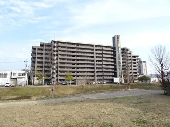 apartment 広島県広島市安佐南区緑井６丁目
地図を見る