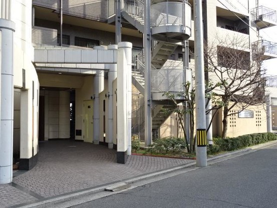 apartment 広島県広島市安佐南区緑井６丁目
地図を見る