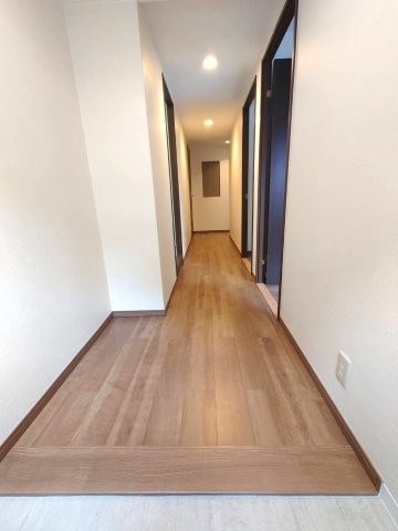 apartment 京都府宇治市伊勢田町大谷
地図を見る