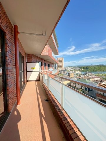 apartment 京都府京都市伏見区桃山町遠山69