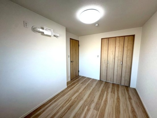 apartment 京都府宇治市槇島町落合
地図を見る