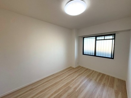 apartment 京都府宇治市槇島町落合
地図を見る