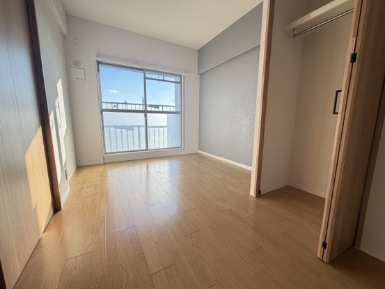 apartment 京都府京都市伏見区横大路下三栖山殿
地図を見る