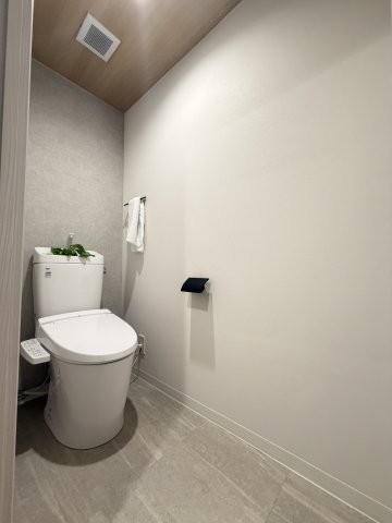 apartment 京都府京都市伏見区横大路下三栖山殿
地図を見る