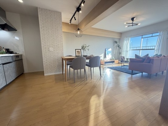 apartment 京都府京都市伏見区横大路下三栖山殿
地図を見る