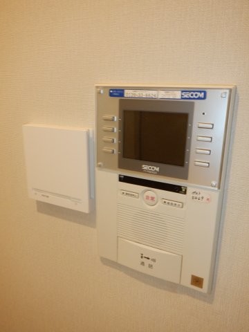apartment 東京都文京区根津２丁目
地図を見る