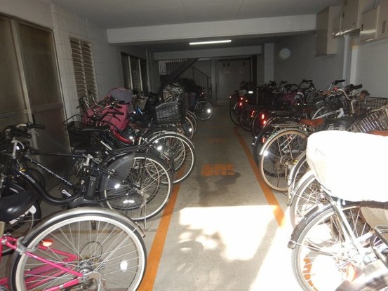 apartment 東京都台東区下谷２丁目
地図を見る