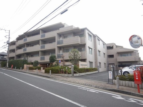 apartment 東京都目黒区五本木１丁目
地図を見る
