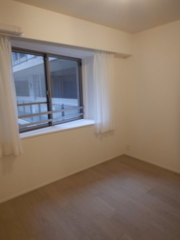 apartment 東京都目黒区五本木１丁目
地図を見る