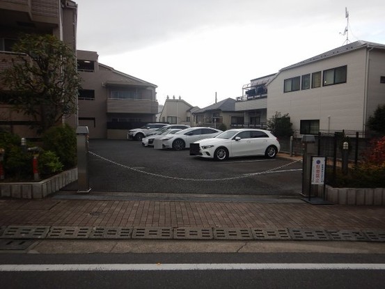 apartment 東京都目黒区五本木１丁目
地図を見る