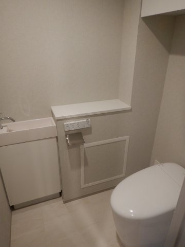 apartment 東京都目黒区五本木１丁目
地図を見る