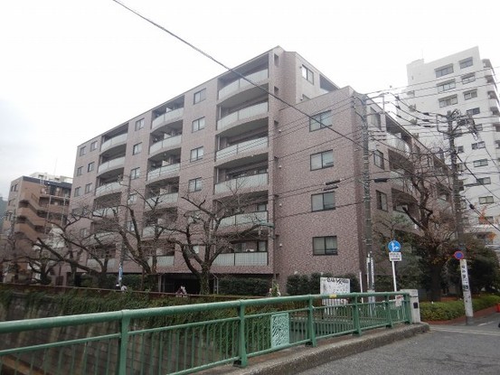 apartment 東京都目黒区青葉台１丁目
地図を見る