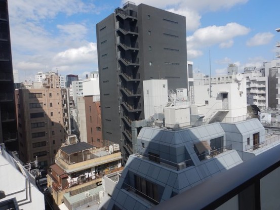 apartment 東京都千代田区内神田１丁目
地図を見る