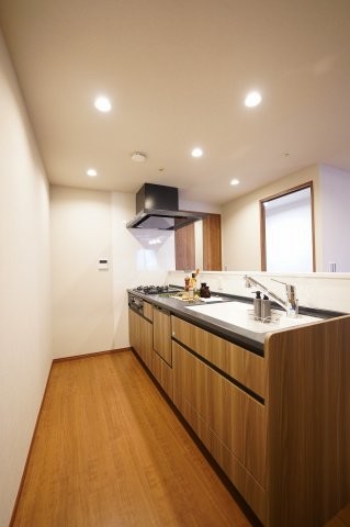 apartment 東京都中央区勝どき５丁目
地図を見る