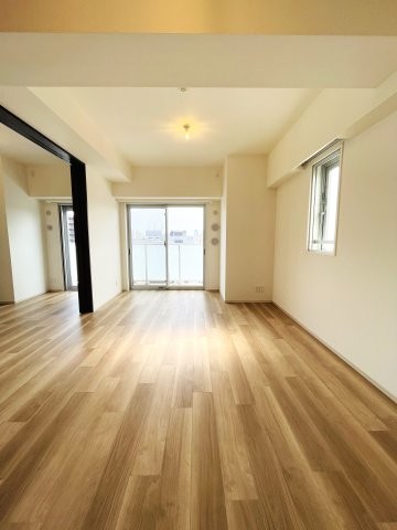 apartment 東京都荒川区東日暮里５丁目
地図を見る