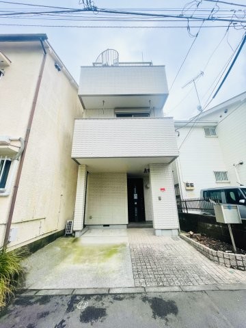 detached 東京都文京区千駄木３丁目
地図を見る