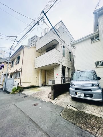 detached 東京都文京区千駄木３丁目
地図を見る