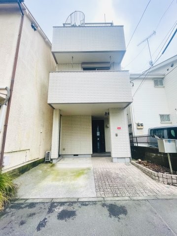 detached 東京都文京区千駄木３丁目
地図を見る