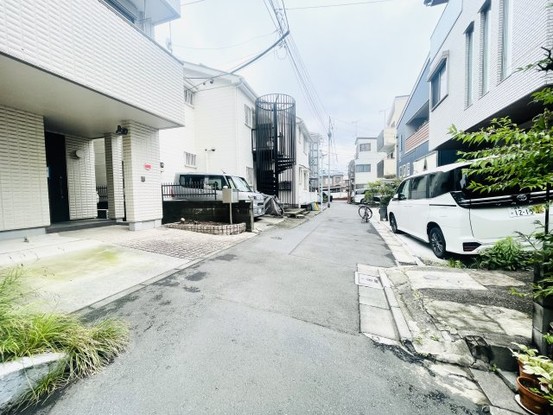 detached 東京都文京区千駄木３丁目
地図を見る