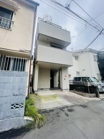 detached 東京都文京区千駄木３丁目
地図を見る