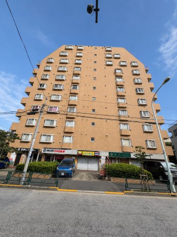 apartment 東京都荒川区西日暮里１丁目
地図を見る