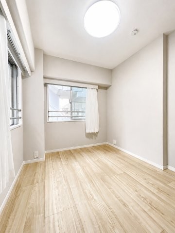 apartment 東京都荒川区南千住７丁目
地図を見る