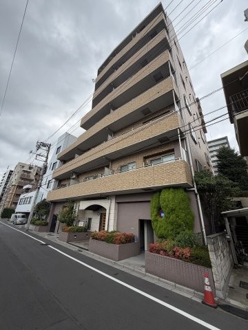 apartment 東京都荒川区西尾久４丁目
地図を見る