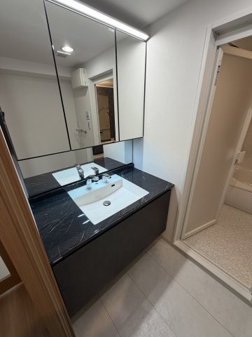 apartment 東京都荒川区西尾久４丁目
地図を見る