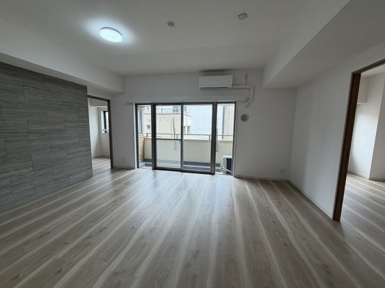 apartment 東京都荒川区西尾久４丁目
地図を見る