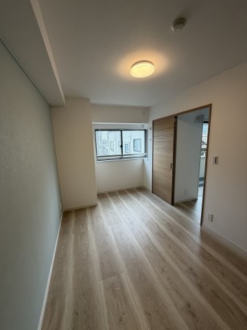 apartment 東京都荒川区西尾久４丁目
地図を見る