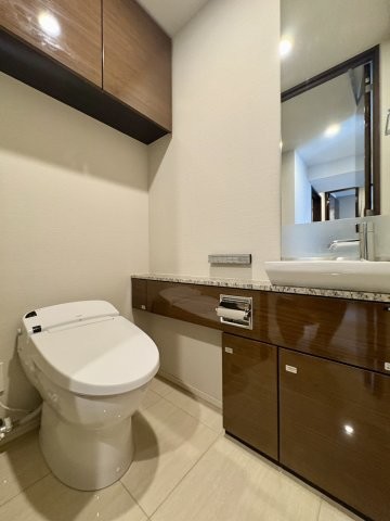 apartment 東京都千代田区九段北４丁目
地図を見る