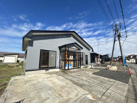 detached 秋田県北秋田市綴子字太田屋敷後
地図を見る