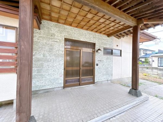 detached 山形県長井市幸町
地図を見る