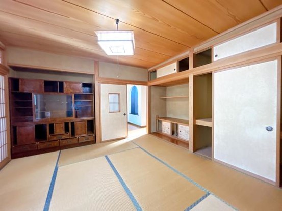 detached 山形県東置賜郡高畠町大字二井宿筋
地図を見る