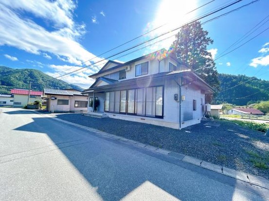 detached 山形県東置賜郡高畠町大字二井宿筋
地図を見る