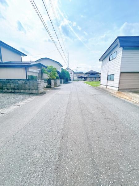 detached 山形県米沢市万世町桑山
地図を見る