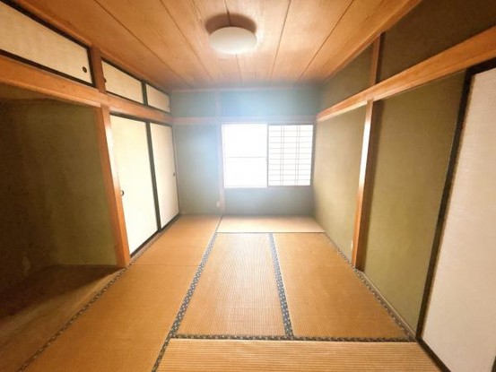 detached 山形県米沢市中田町
地図を見る