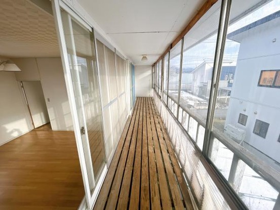 detached 山形県米沢市中田町
地図を見る