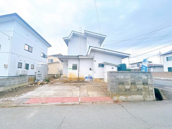 detached 山形県米沢市中田町
地図を見る