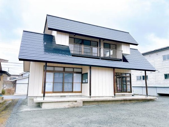 detached 山形県米沢市万世町桑山
地図を見る