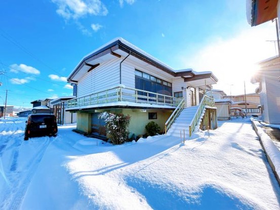 detached 山形県長井市清水町１丁目
地図を見る