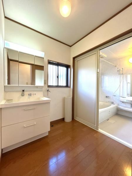 detached 茨城県高萩市大字島名
地図を見る