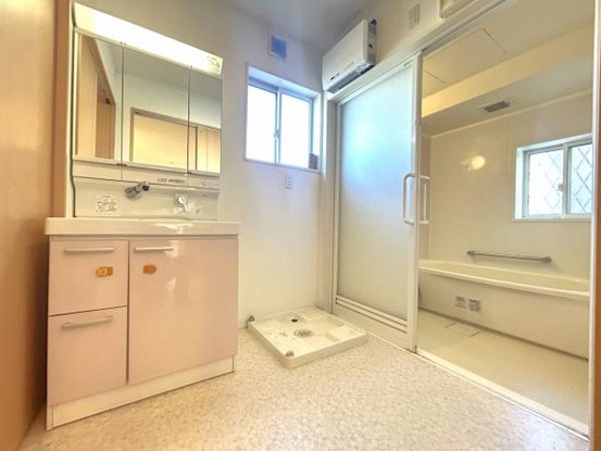 detached 茨城県常総市内守谷町きぬの里３丁目
地図を見る