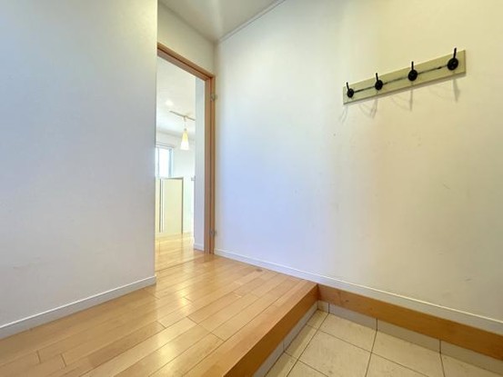 detached 茨城県常総市内守谷町きぬの里３丁目
地図を見る