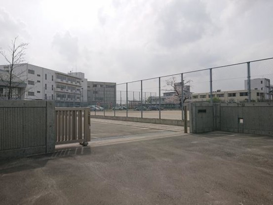 detached 茨城県常総市内守谷町きぬの里３丁目
地図を見る