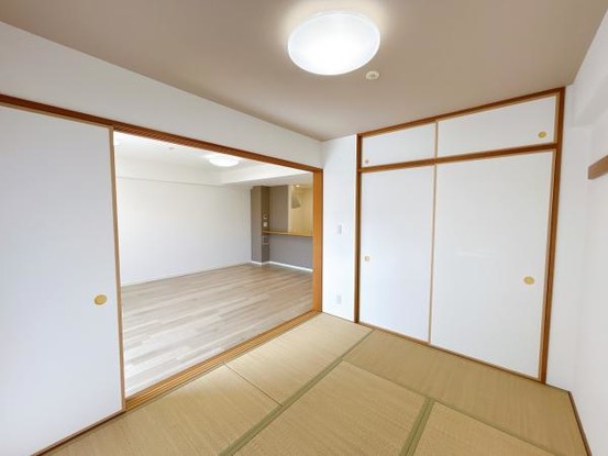 apartment 群馬県高崎市小八木町810番地5