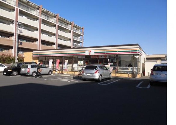 apartment 群馬県高崎市小八木町810番地5