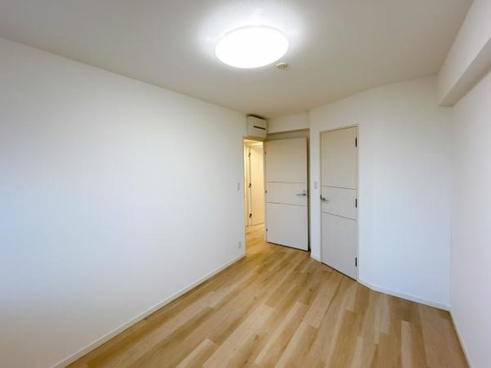 apartment 群馬県高崎市小八木町810番地5