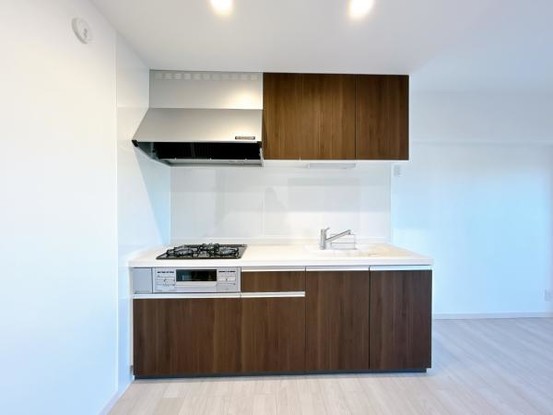 apartment 群馬県高崎市小八木町810番地5
