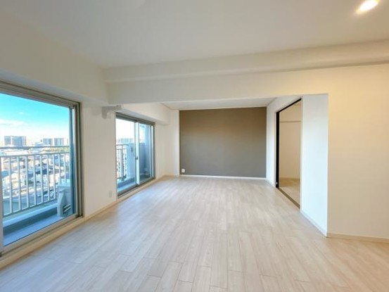apartment 群馬県高崎市小八木町810番地5